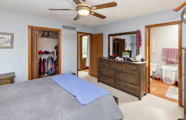 2804 Locust Street, West Des Moines, IA 50265