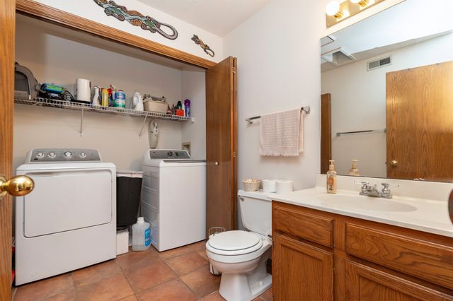 2804 Locust Street, West Des Moines, IA 50265