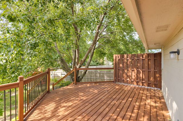 2804 Locust Street, West Des Moines, IA 50265