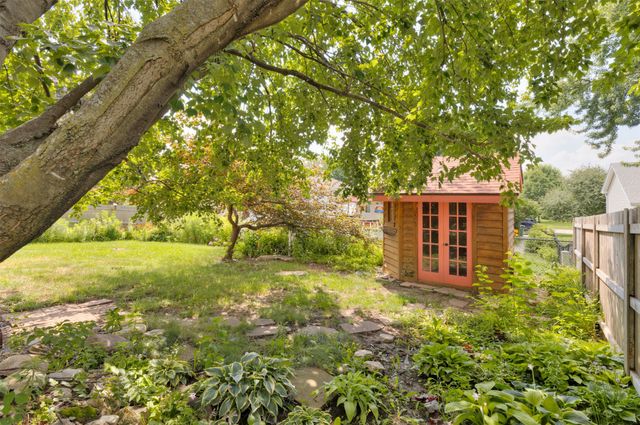 2804 Locust Street, West Des Moines, IA 50265