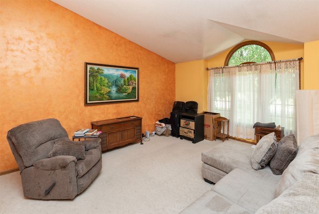 2804 Locust Street, West Des Moines, IA 50265