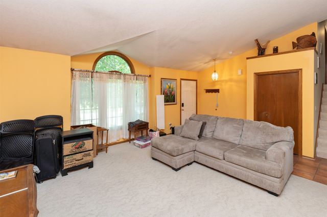2804 Locust Street, West Des Moines, IA 50265