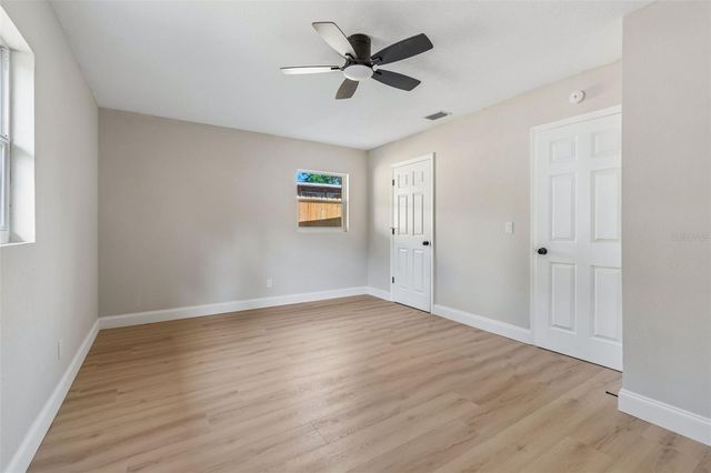 3415 E KNOLLWOOD STREET, Tampa, FL 33610