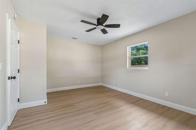 3415 E KNOLLWOOD STREET, Tampa, FL 33610