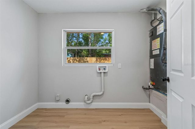 3415 E KNOLLWOOD STREET, Tampa, FL 33610