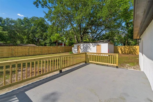 3415 E KNOLLWOOD STREET, Tampa, FL 33610