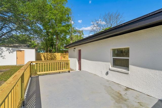 3415 E KNOLLWOOD STREET, Tampa, FL 33610