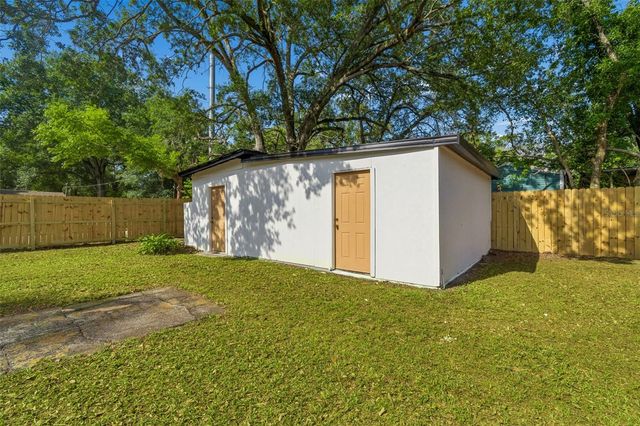 3415 E KNOLLWOOD STREET, Tampa, FL 33610