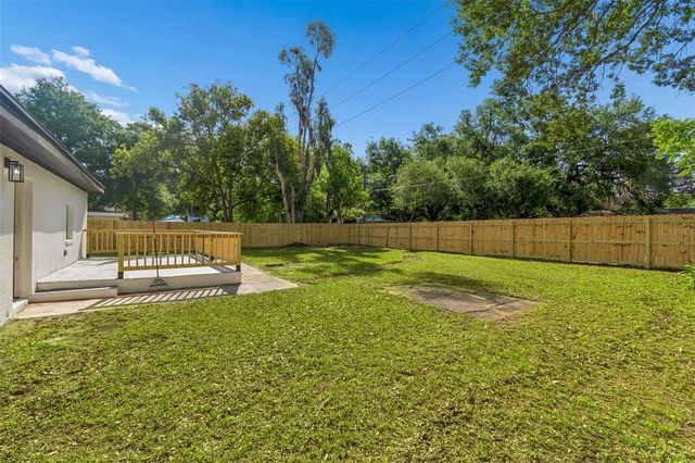 3415 E KNOLLWOOD STREET, Tampa, FL 33610