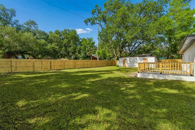 3415 E KNOLLWOOD STREET, Tampa, FL 33610