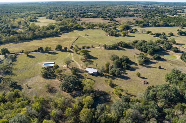 421 Krchnak RD, Smithville, TX 78957