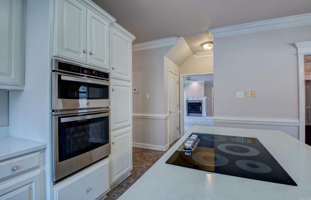 9 Shanna Lane, Maumelle, AR 72113