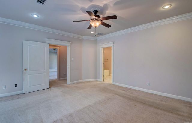 9 Shanna Lane, Maumelle, AR 72113