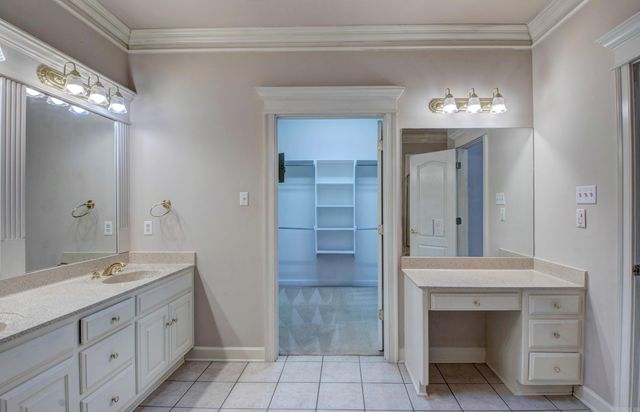 9 Shanna Lane, Maumelle, AR 72113