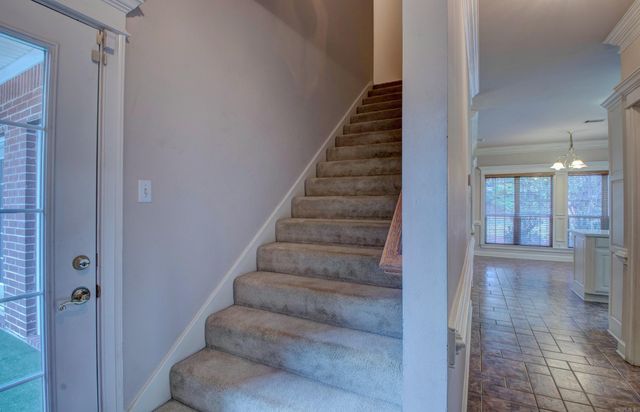 9 Shanna Lane, Maumelle, AR 72113