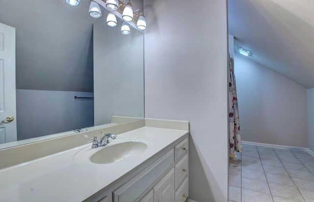 9 Shanna Lane, Maumelle, AR 72113