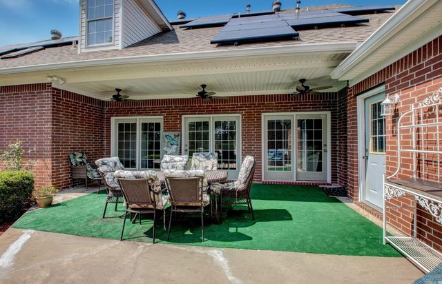 9 Shanna Lane, Maumelle, AR 72113