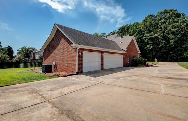 9 Shanna Lane, Maumelle, AR 72113