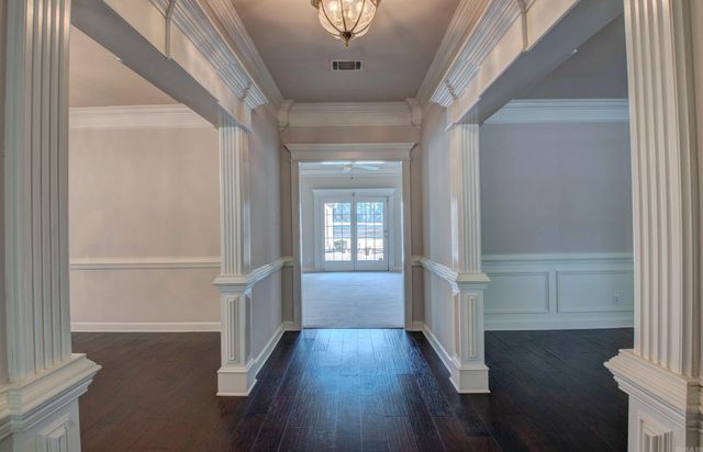 9 Shanna Lane, Maumelle, AR 72113