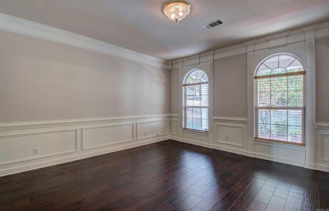 9 Shanna Lane, Maumelle, AR 72113