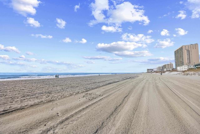 3513 S Ocean Blvd Apt 402, North Myrtle Beach, SC 29582