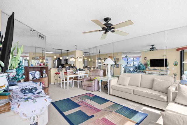 3513 S Ocean Blvd Apt 402, North Myrtle Beach, SC 29582