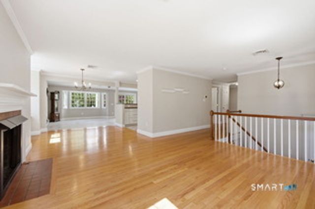 3 Ledgewood Drive, Farmington, CT 06032