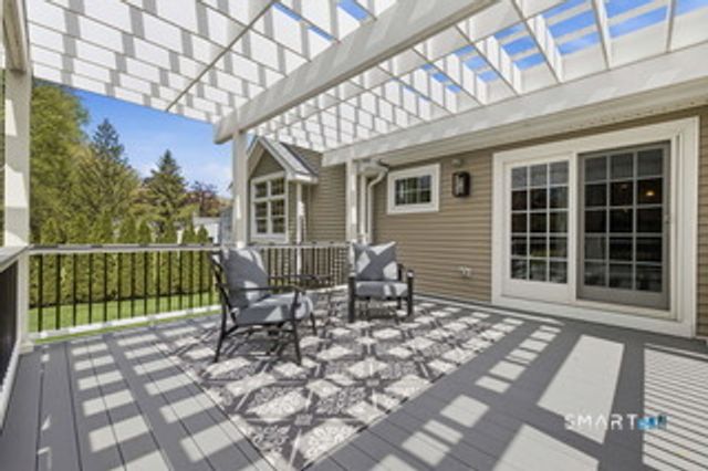 3 Ledgewood Drive, Farmington, CT 06032