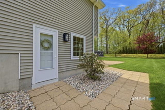 3 Ledgewood Drive, Farmington, CT 06032