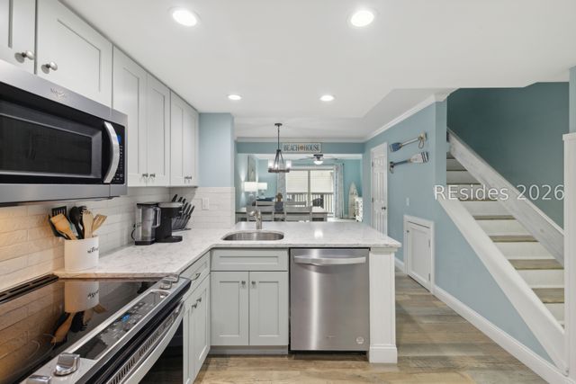 5 Tanglewood Dr Apt 705, Hilton Head Island, SC 29928