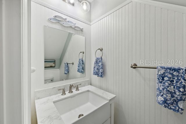 5 Tanglewood Dr Apt 705, Hilton Head Island, SC 29928