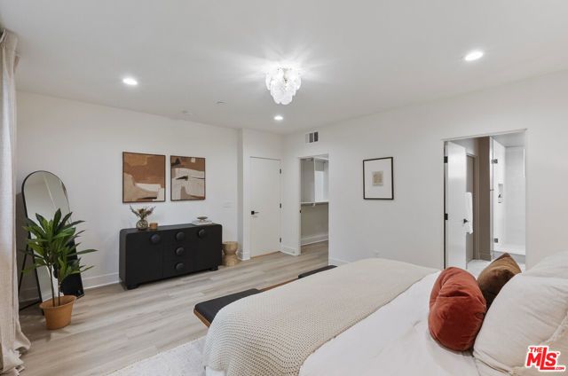 1320 W Cannon Drive, Los Angeles, CA 90026