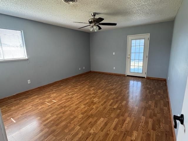 23 Walnut Tree Dr, Colusa, CA 95932