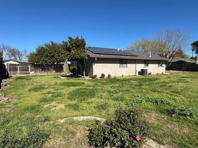 23 Walnut Tree Dr, Colusa, CA 95932