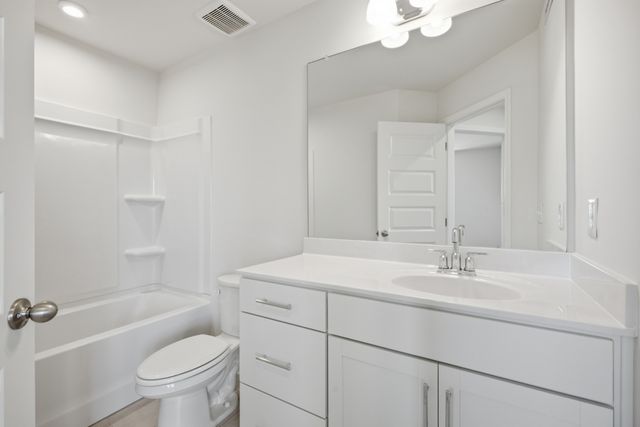 5023 Dayflower Drive, Hermitage, TN 37076