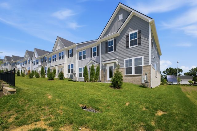 5023 Dayflower Drive, Hermitage, TN 37076