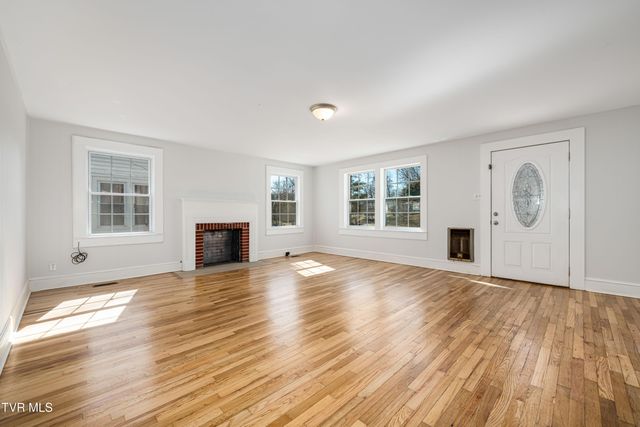 250 South Morgan Street, Kingsport, TN 37664