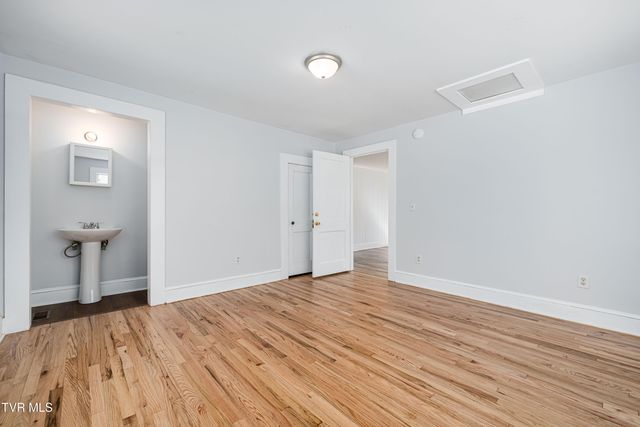 250 South Morgan Street, Kingsport, TN 37664