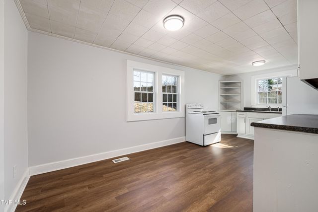 250 South Morgan Street, Kingsport, TN 37664