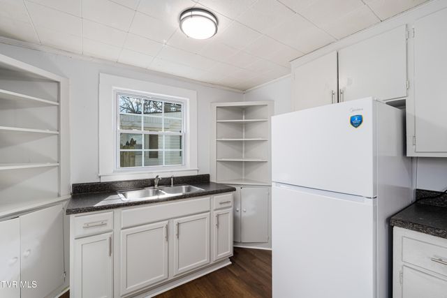 250 South Morgan Street, Kingsport, TN 37664