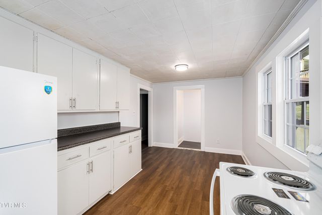 250 South Morgan Street, Kingsport, TN 37664