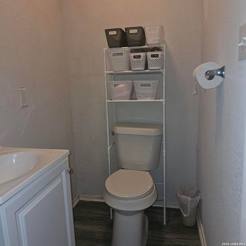 1211 Gladstone D, San Antonio, TX 78225