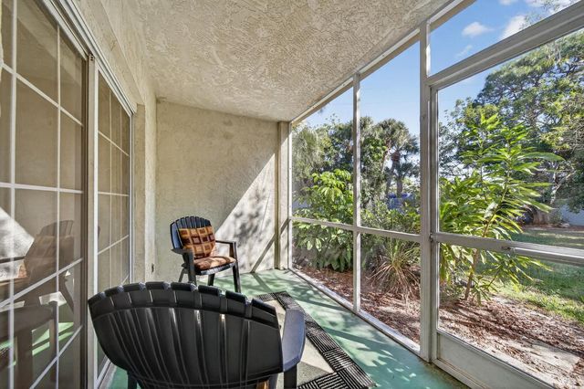 1679 SE Green Acres Cir Apt MM102, Port St Lucie, FL 34952