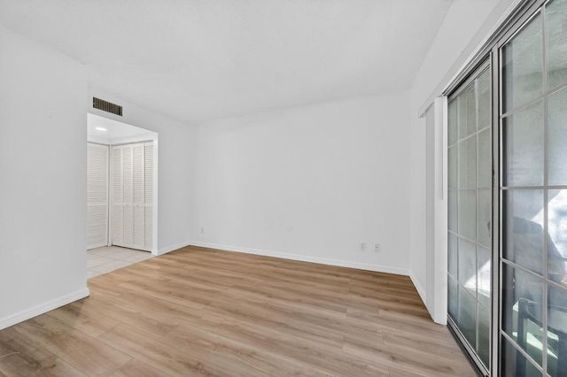 1679 SE Green Acres Cir Apt MM102, Port St Lucie, FL 34952