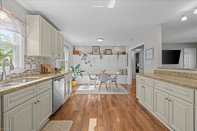 226 Saddler DR, Newport News, VA 23608