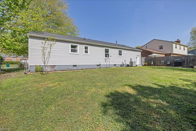 226 Saddler DR, Newport News, VA 23608