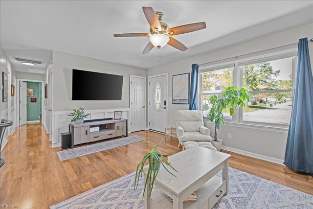 226 Saddler DR, Newport News, VA 23608