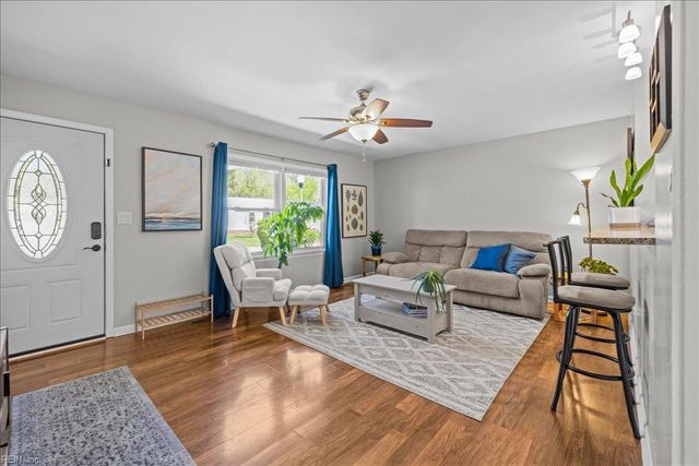 226 Saddler DR, Newport News, VA 23608