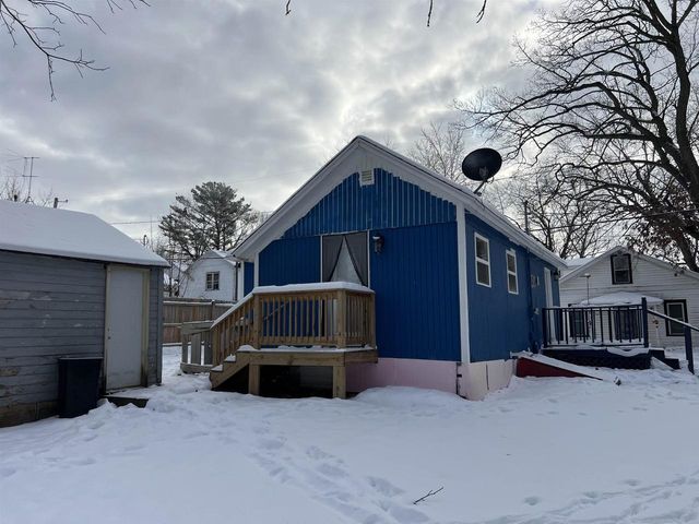 E1592 MURRAY LANE, Waupaca, WI 54981