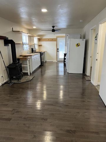 E1592 MURRAY LANE, Waupaca, WI 54981